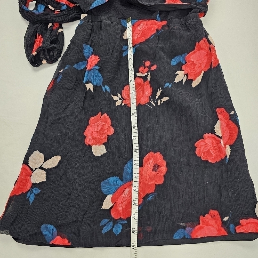Club Monaco Jowdie Wrap-Front Tiered-Sleeves Floral-Print Silk Dress - Picture 11 of 13